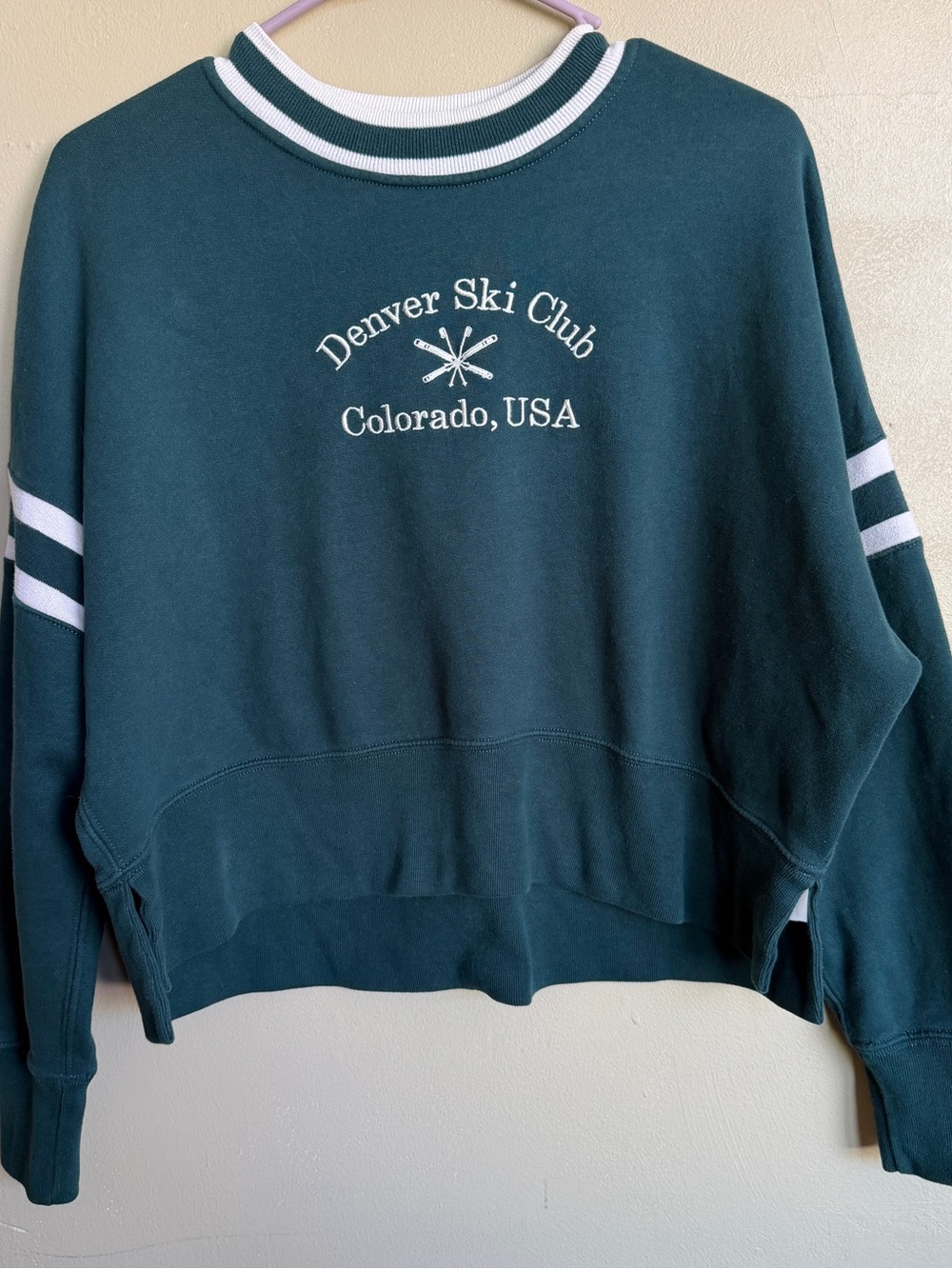 Abercrombie & Fitch Denver Ski Club Sweatshirt | Size Small